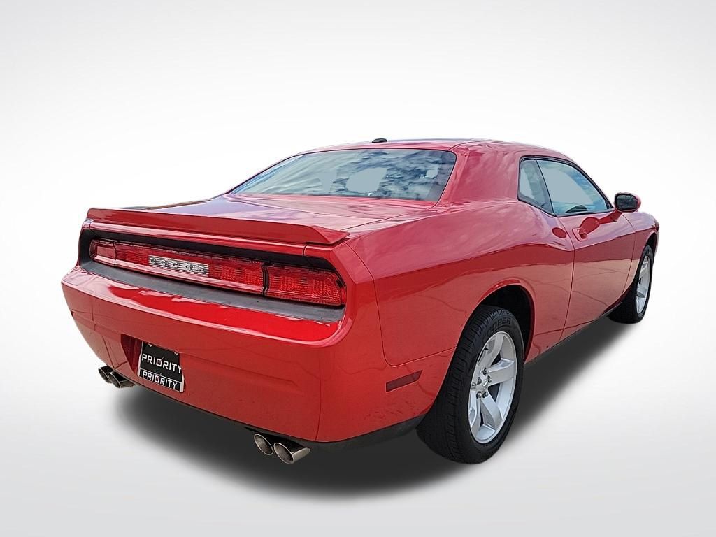 Thumbnail: 2010 Dodge Challenger - 4