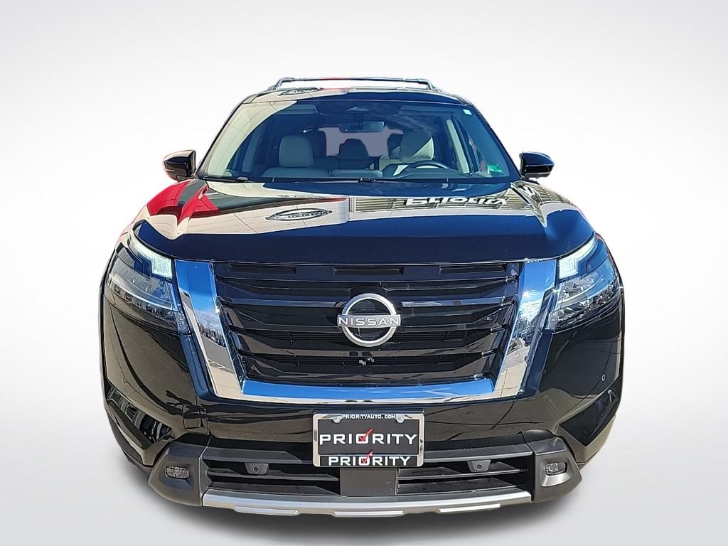 Thumbnail: 2024 Nissan Pathfinder - 9