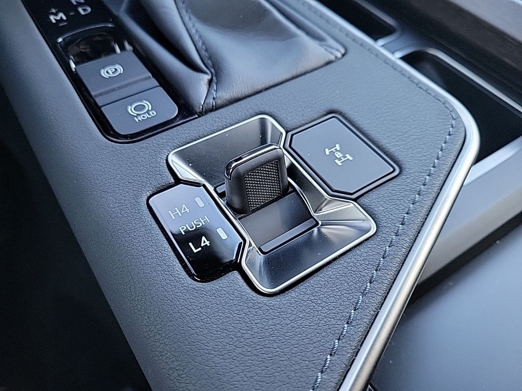 Thumbnail: 2024 Lexus GX - 37