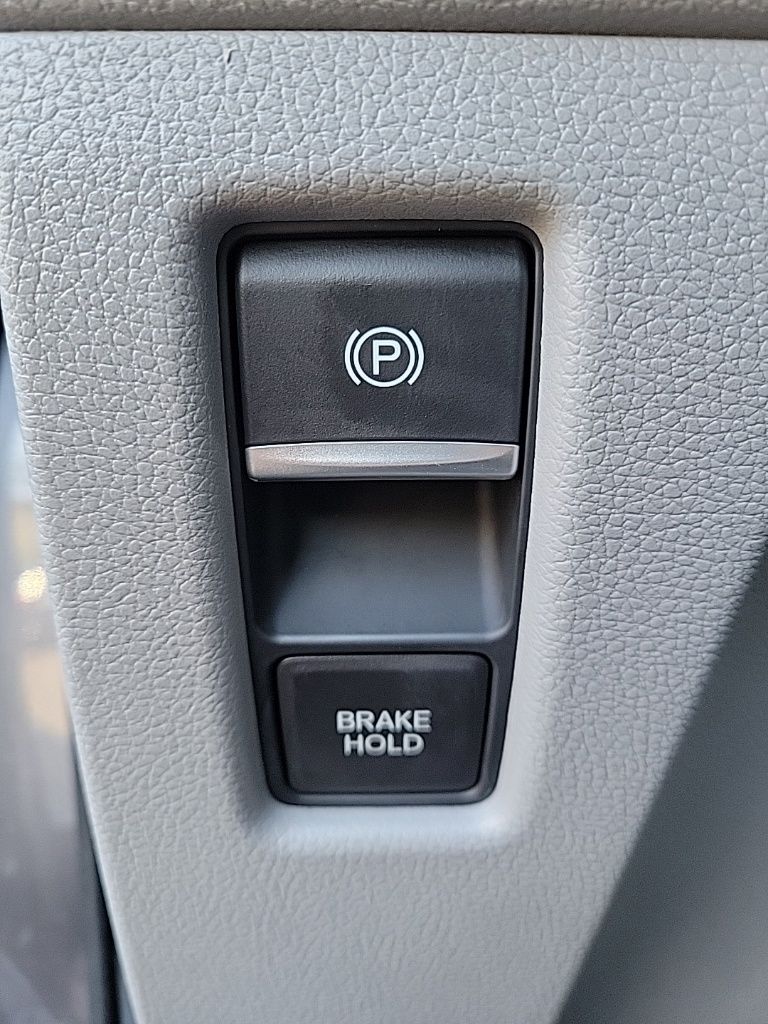 Thumbnail: 2019 Honda Odyssey - 30