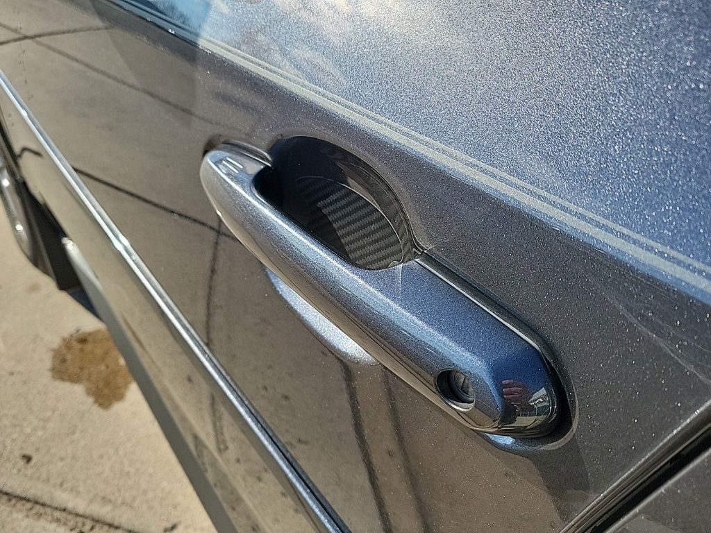 Thumbnail: 2023 Toyota RAV4 - 10