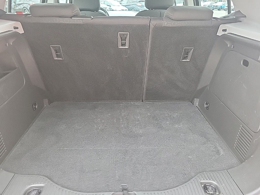 Thumbnail: 2021 Chevrolet Trax - 15