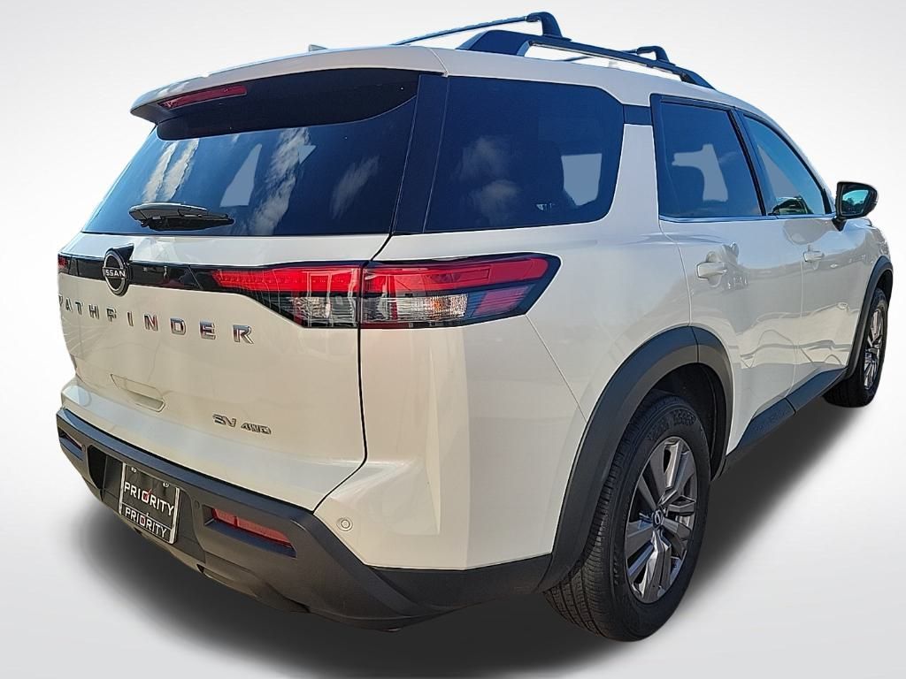 Thumbnail: 2022 Nissan Pathfinder - 5