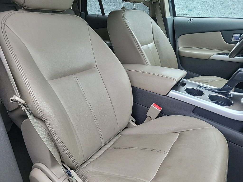 2013 Ford Edge SEL 11