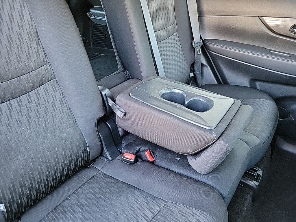 Thumbnail: 2020 Nissan Rogue - 13