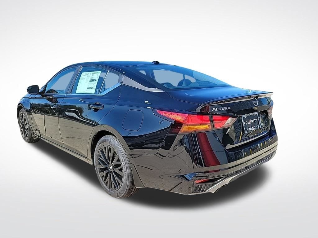Thumbnail: 2026 Nissan Altima - 3