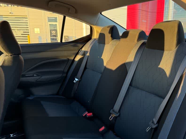 2025 Nissan Versa 1.6 SV 25