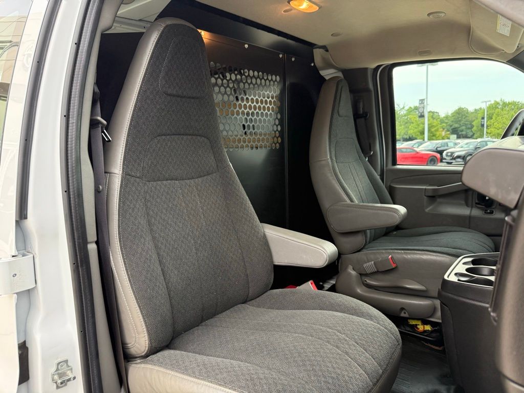 Thumbnail: 2023 Chevrolet Express - 27