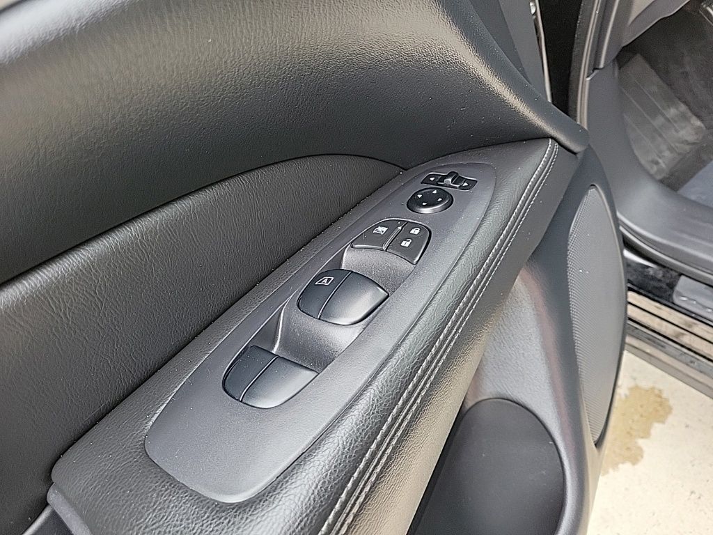 Thumbnail: 2019 Nissan Pathfinder - 29