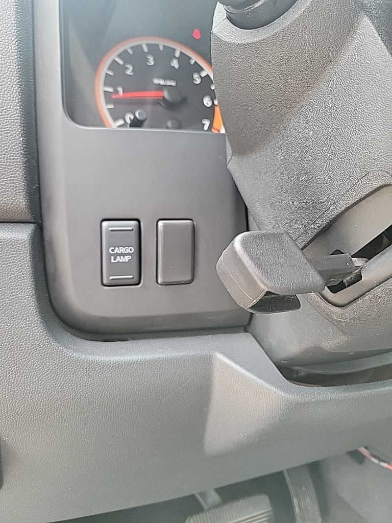 Thumbnail: 2012 Nissan Titan - 26