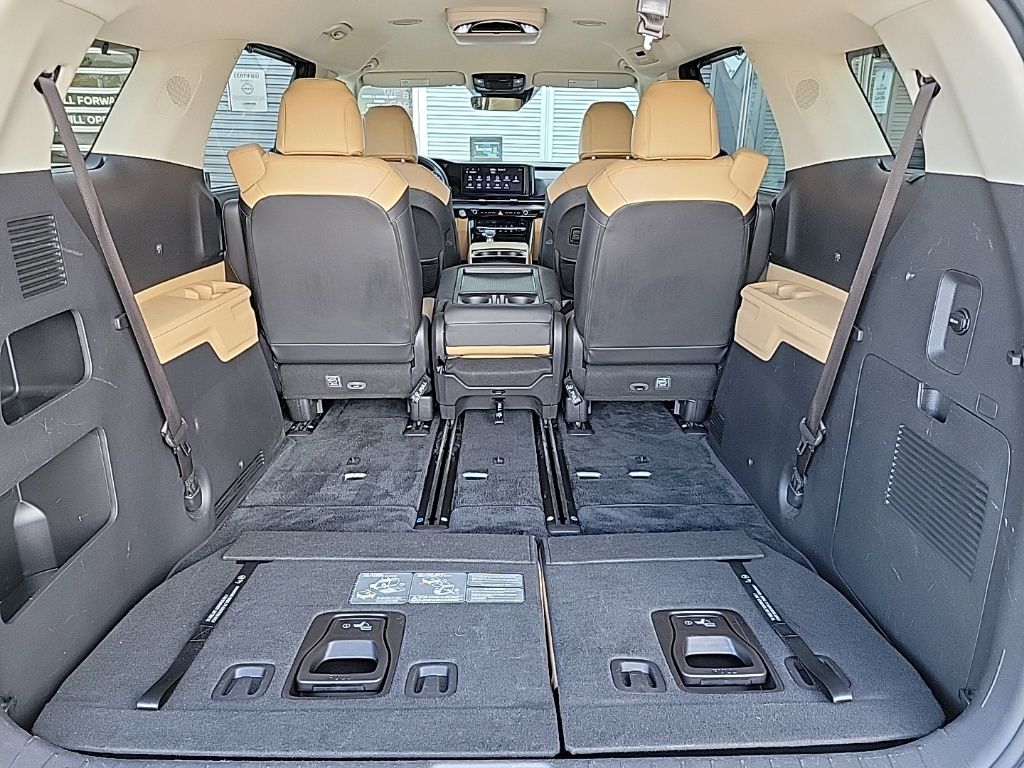 Thumbnail: 2022 Kia Carnival - 19