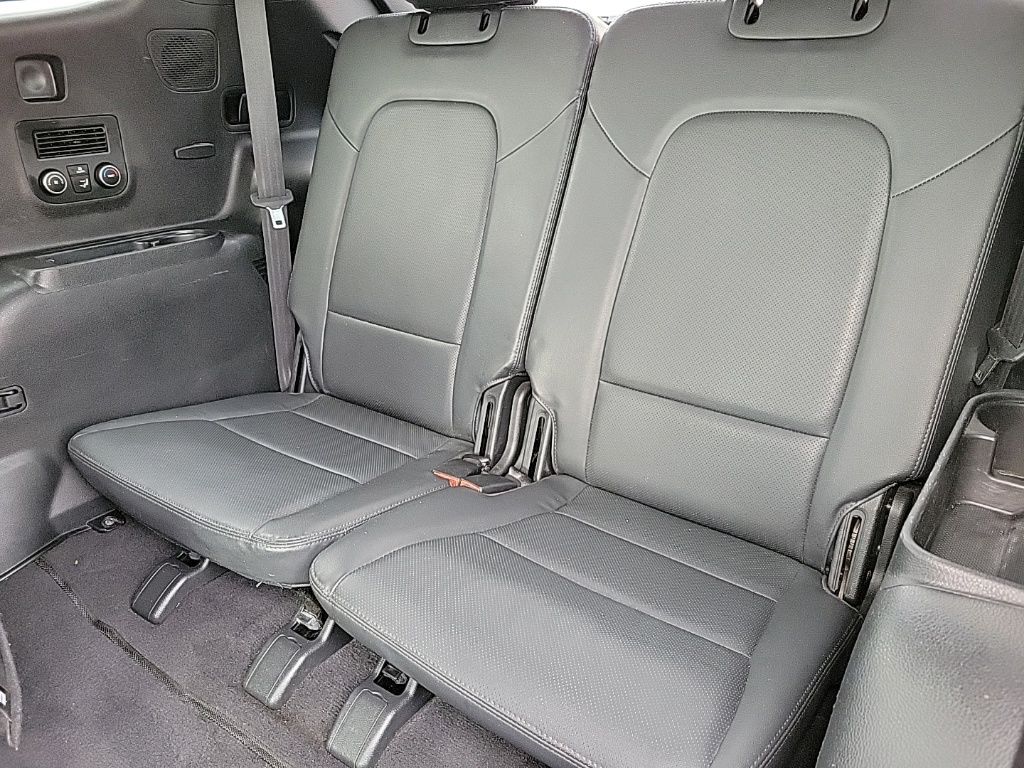 Thumbnail: 2018 Hyundai Santa Fe - 15