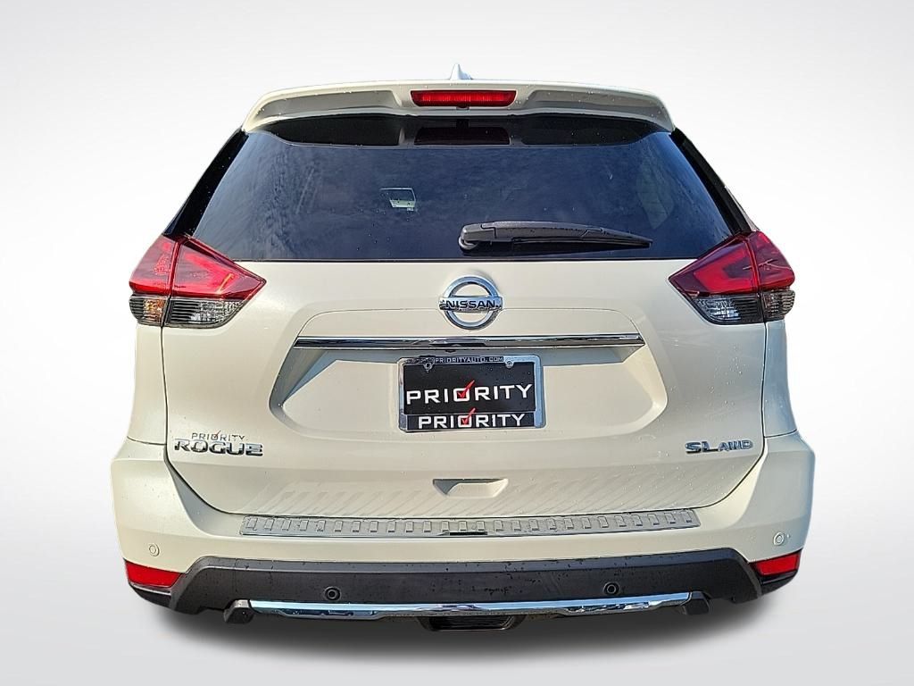 Thumbnail: 2019 Nissan Rogue - 4