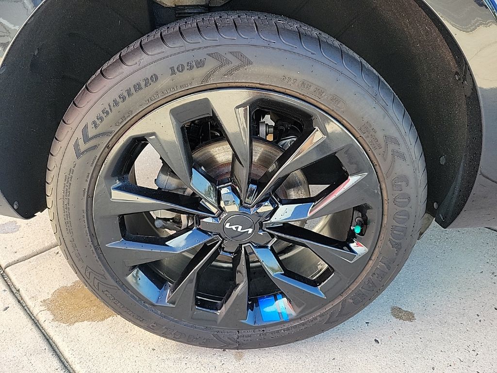 Thumbnail: 2022 Kia Sorento - 10