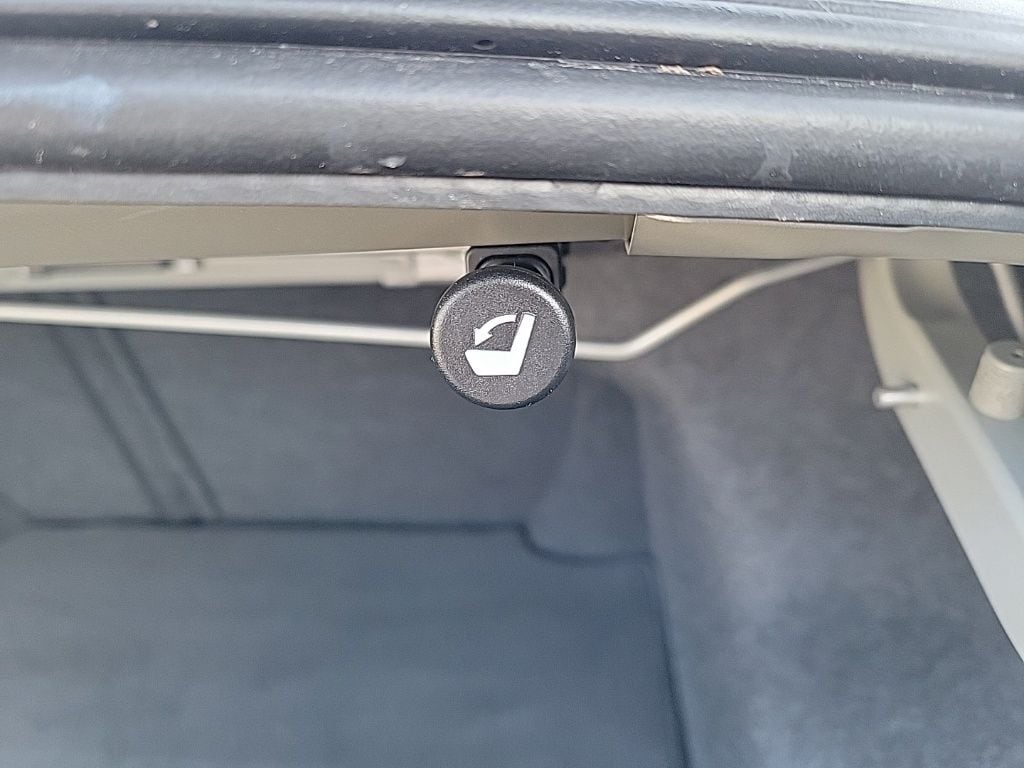 Thumbnail: 2020 Nissan Altima - 17