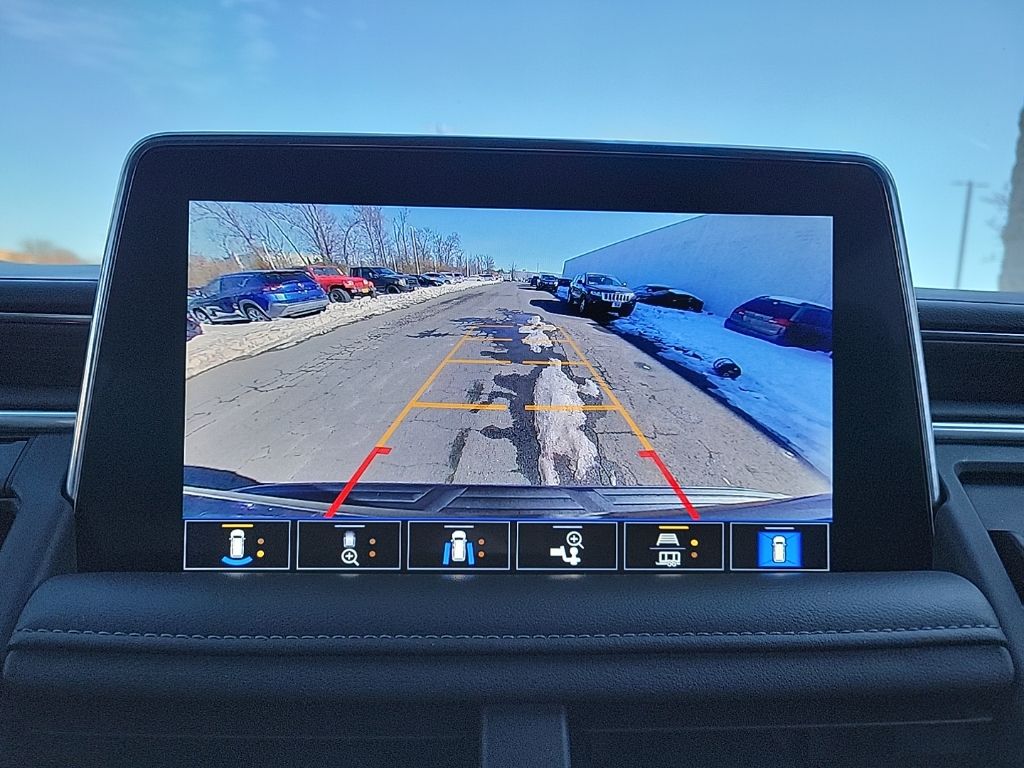 Thumbnail: 2021 Chevrolet Tahoe - 31