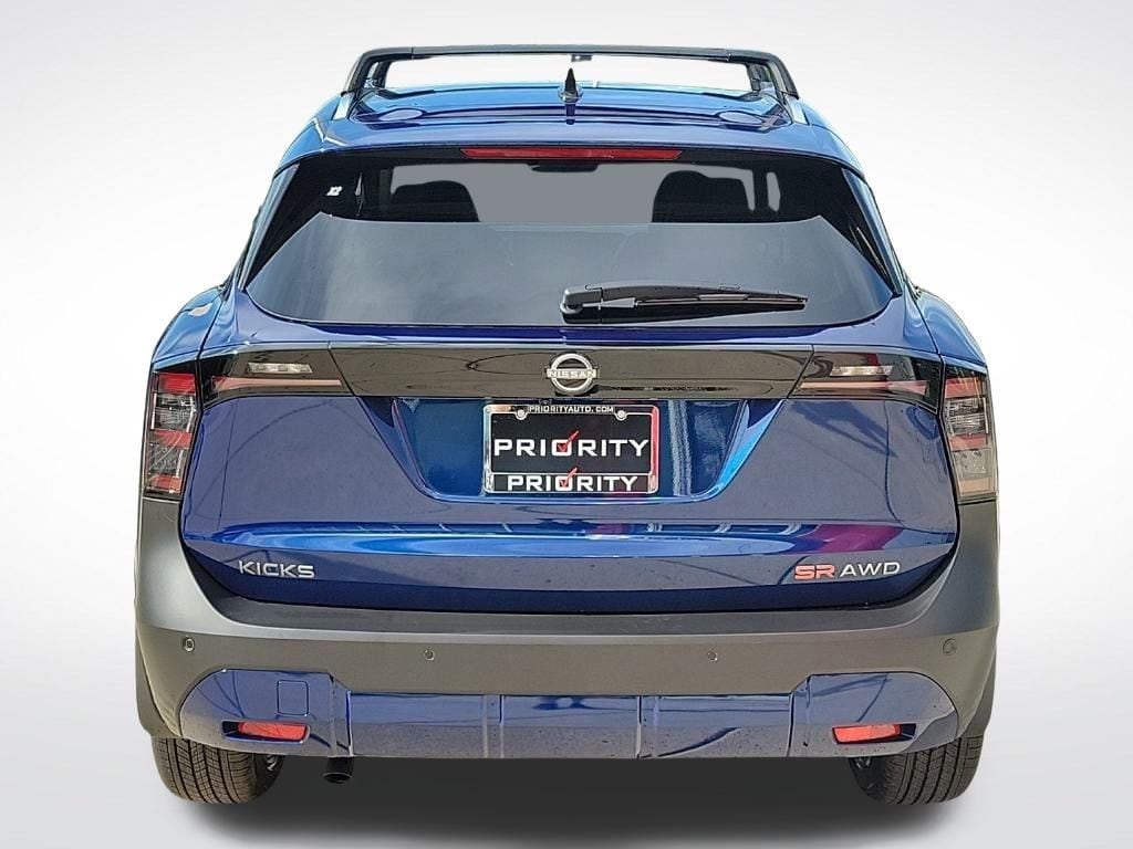 Thumbnail: 2026 Nissan Kicks - 4