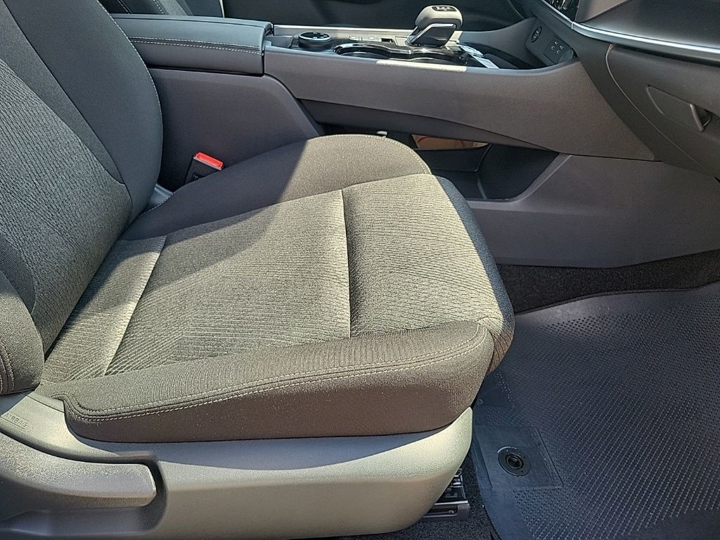 Thumbnail: 2026 Nissan Rogue - 13