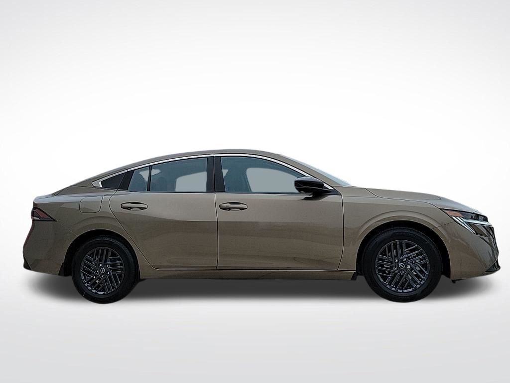 Thumbnail: 2026 Nissan Sentra - 6