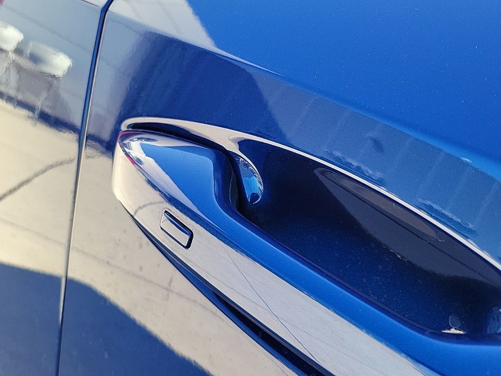 Thumbnail: 2025 Nissan Kicks - 10