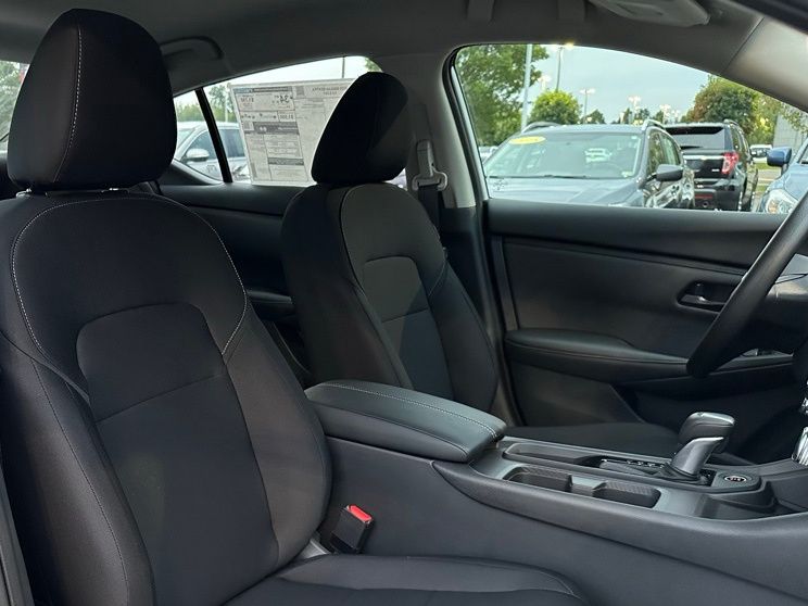 Thumbnail: 2025 Nissan Sentra - 27