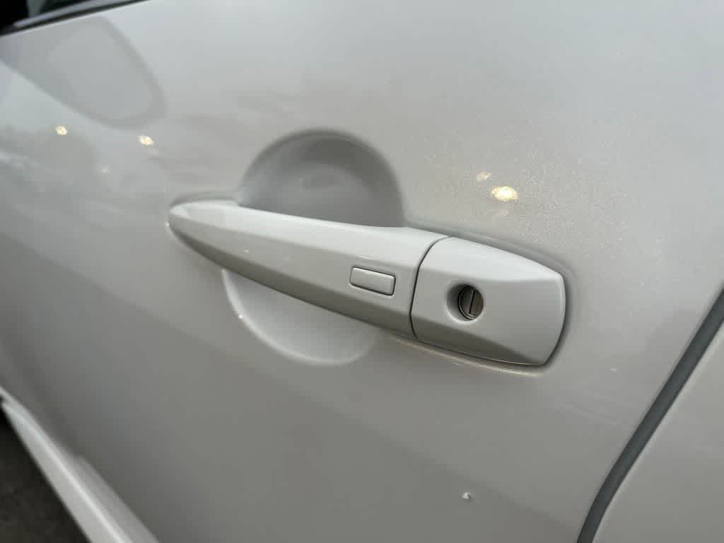 2025 Nissan Sentra SR 9