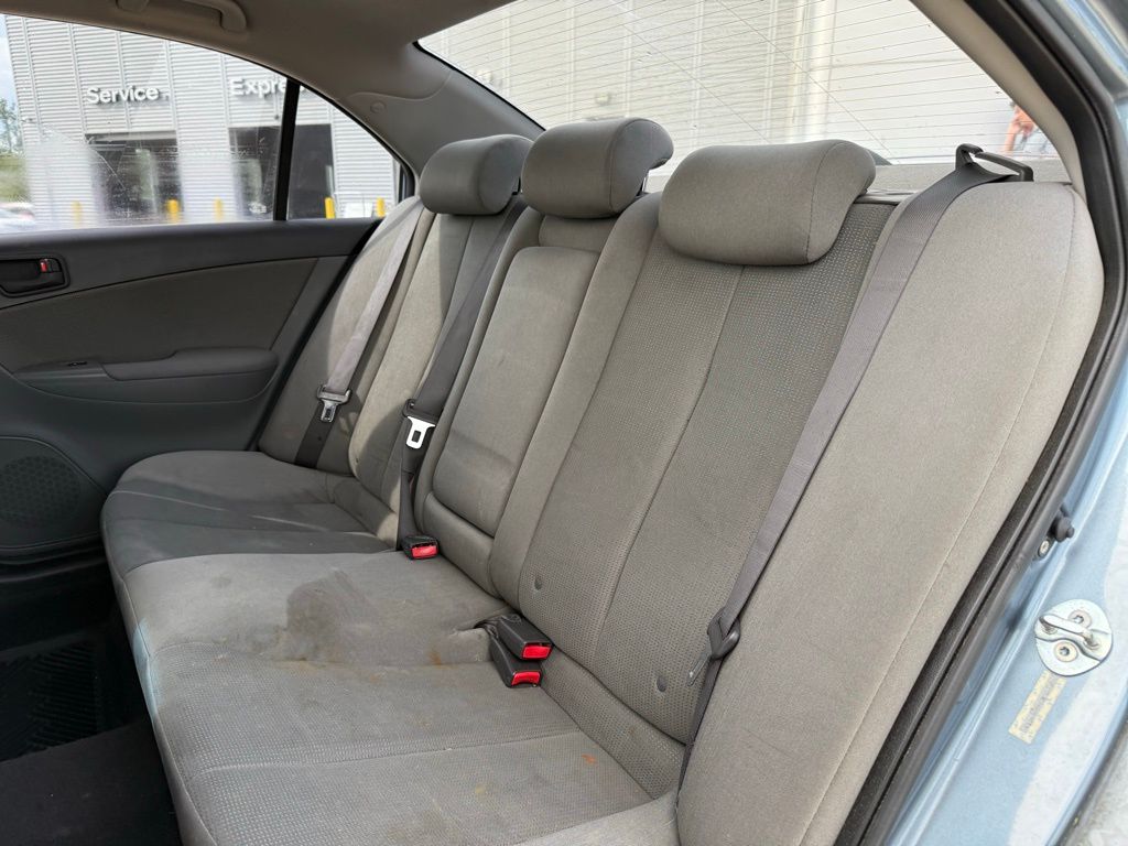 2010 Hyundai Sonata GLS 26