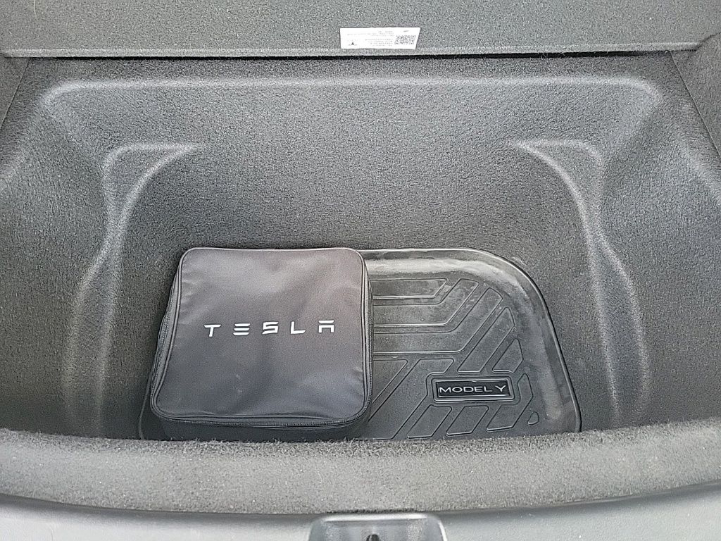 Thumbnail: 2022 Tesla Model Y - 19