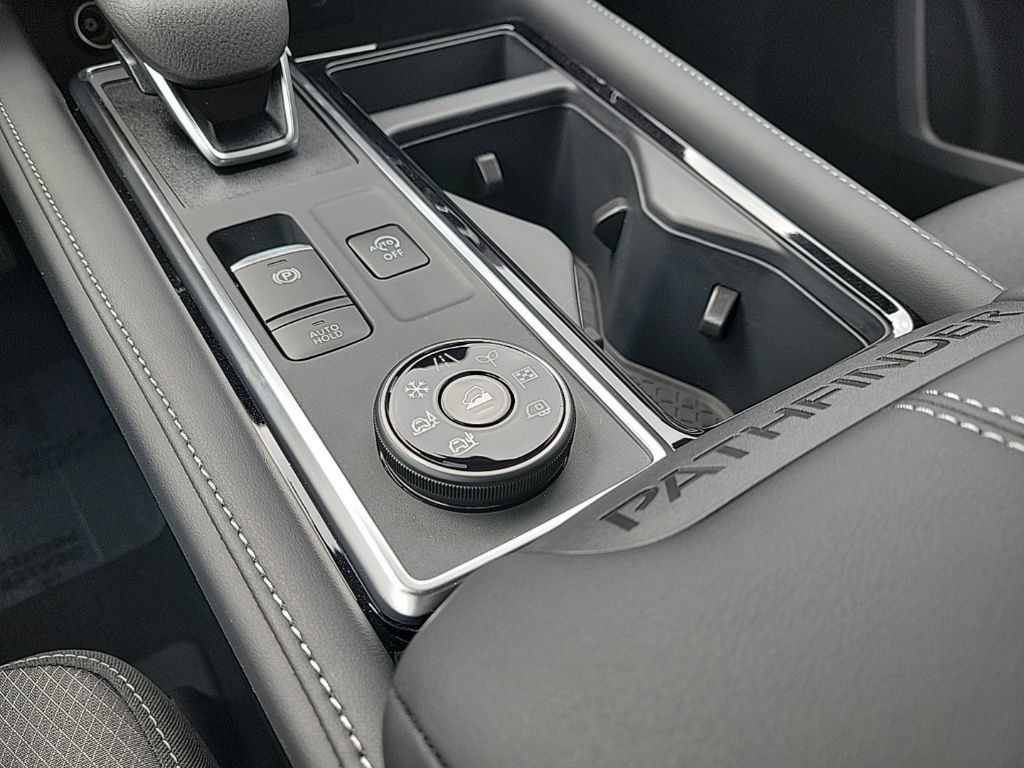 Thumbnail: 2026 Nissan Pathfinder - 29