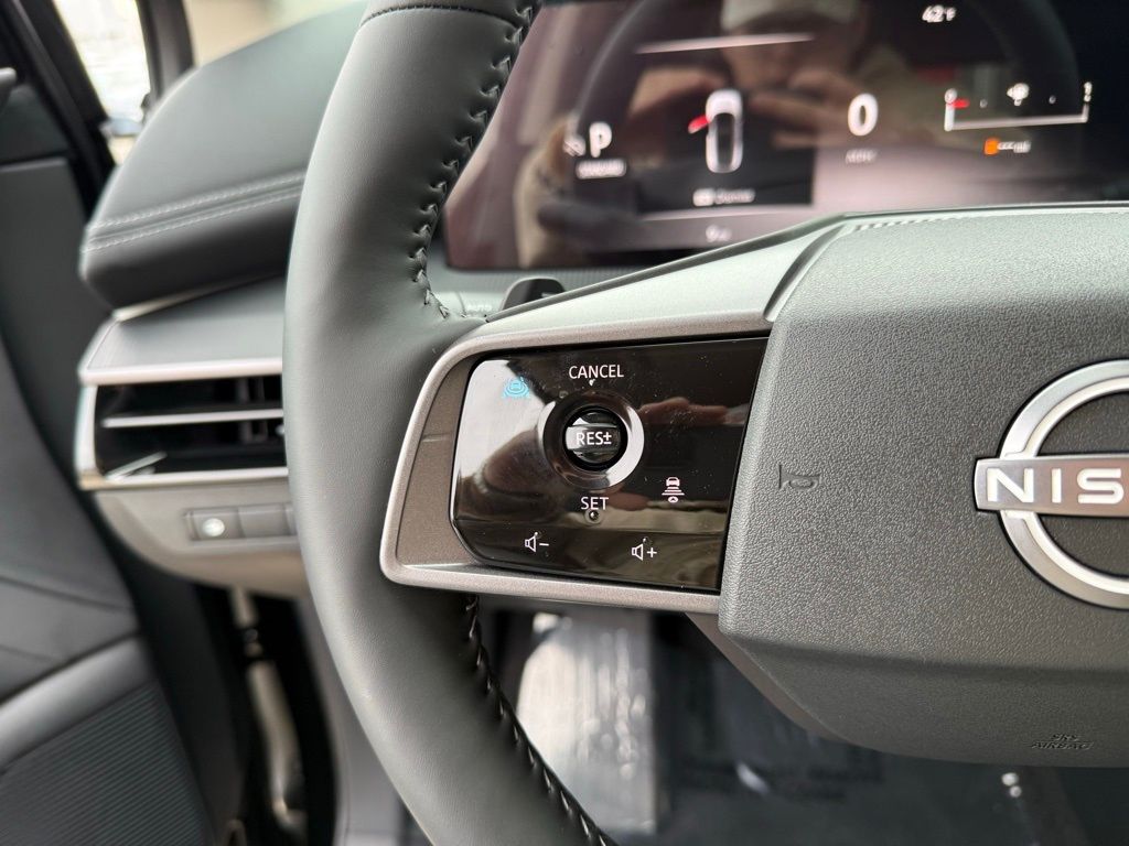 2025 Nissan Murano SV 15