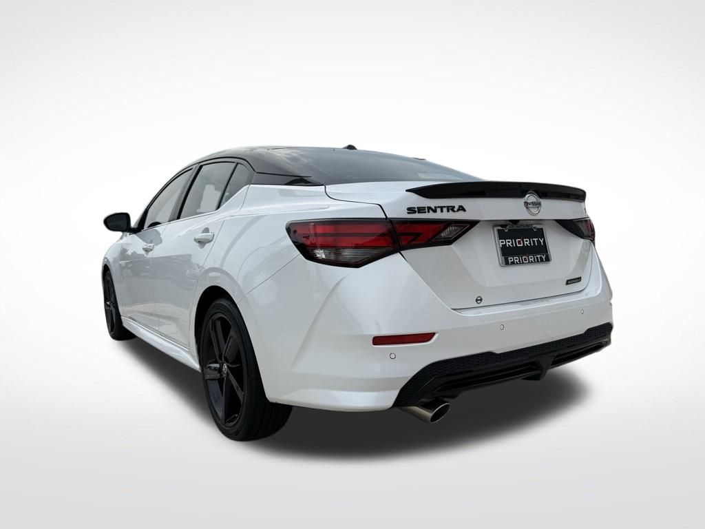 2023 Nissan Sentra SR 3