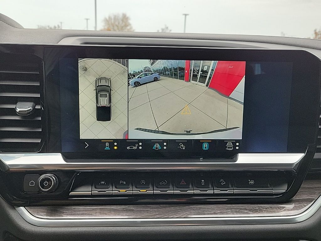 Thumbnail: 2022 Chevrolet Silverado 1500 - 30