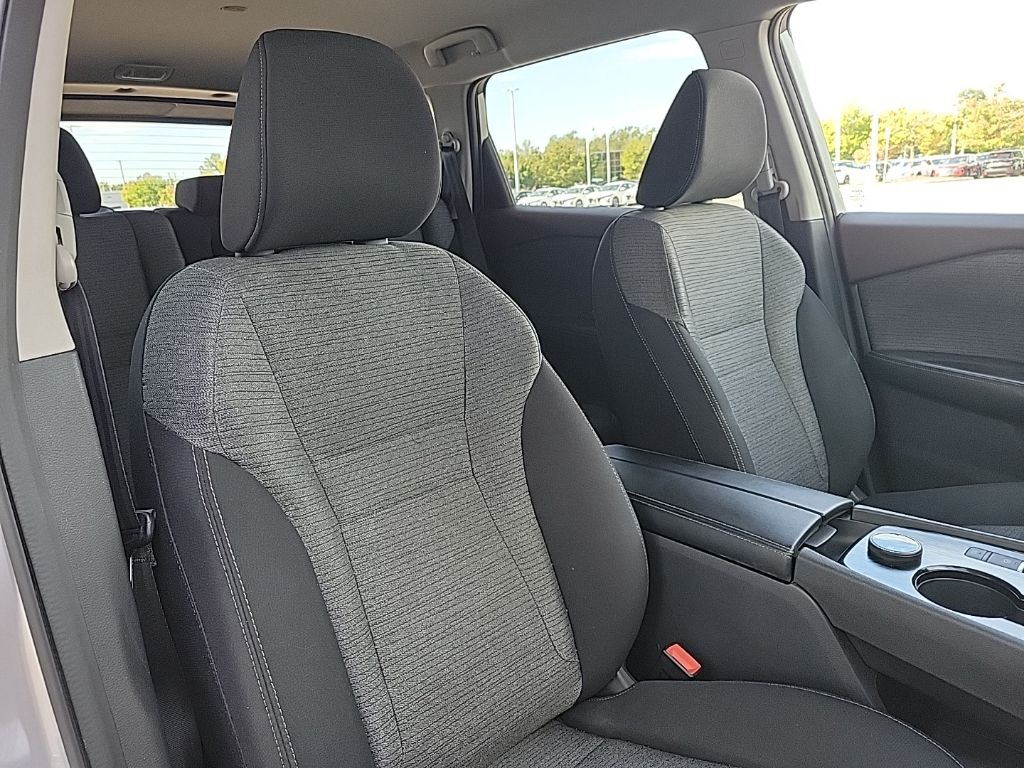 Thumbnail: 2022 Nissan Rogue - 13