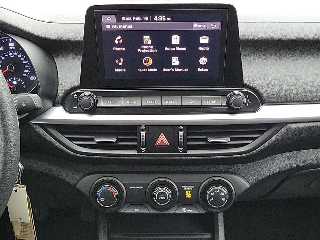 Thumbnail: 2023 Kia Forte - 24