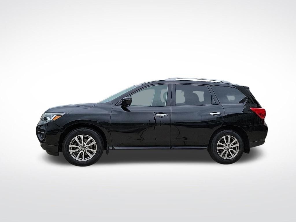 Thumbnail: 2019 Nissan Pathfinder - 2