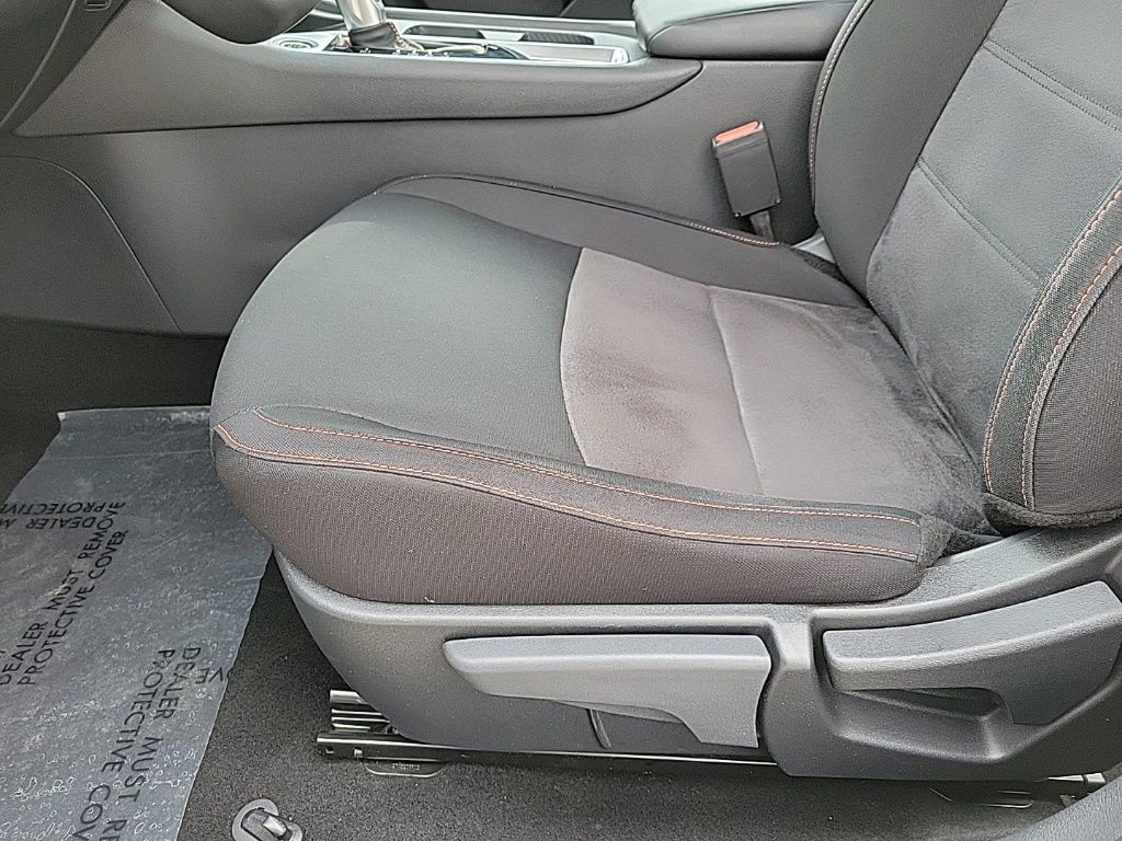 Thumbnail: 2025 Nissan Sentra - 11