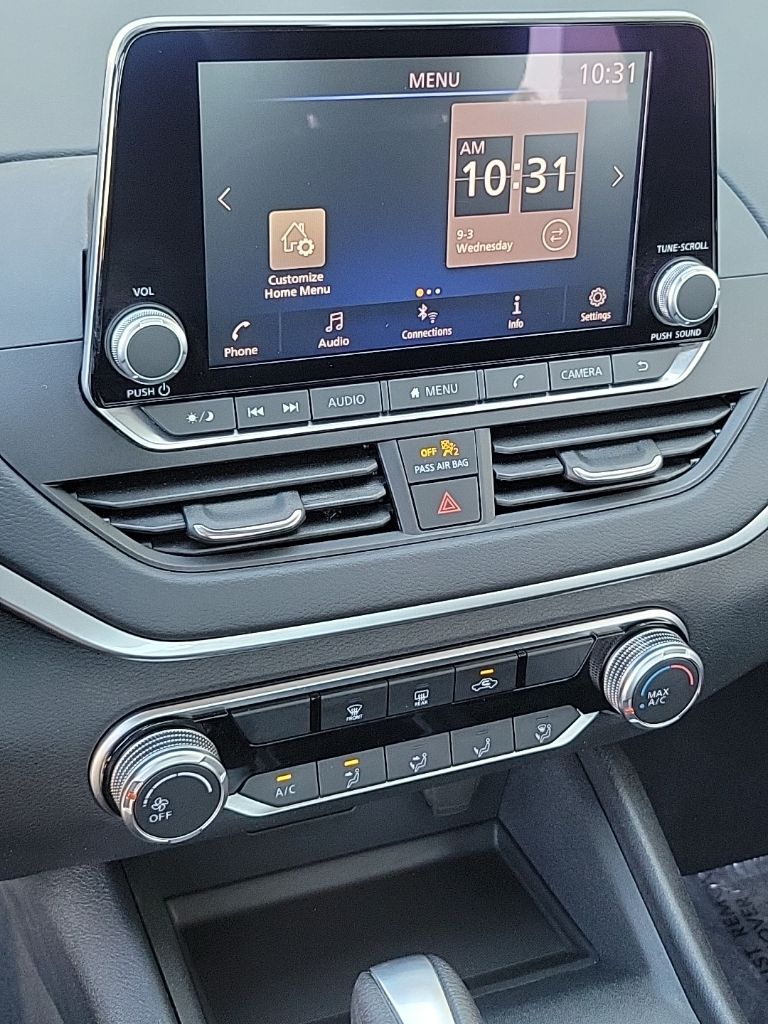 Thumbnail: 2022 Nissan Altima - 28