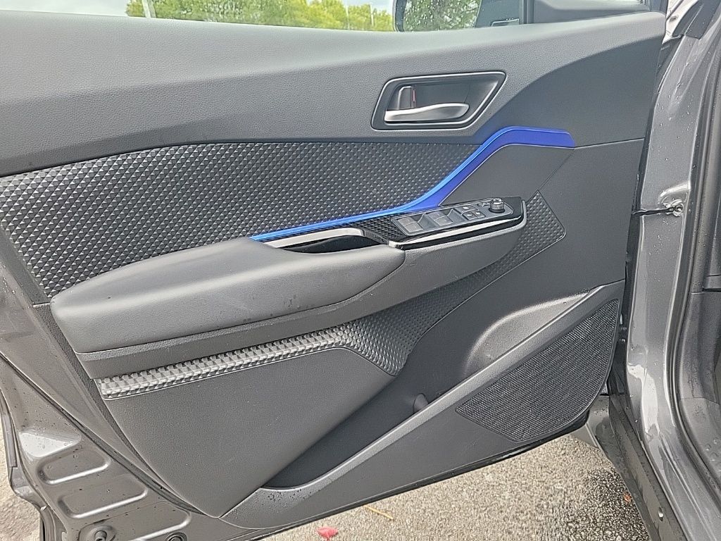 Thumbnail: 2021 Toyota C-HR - 19