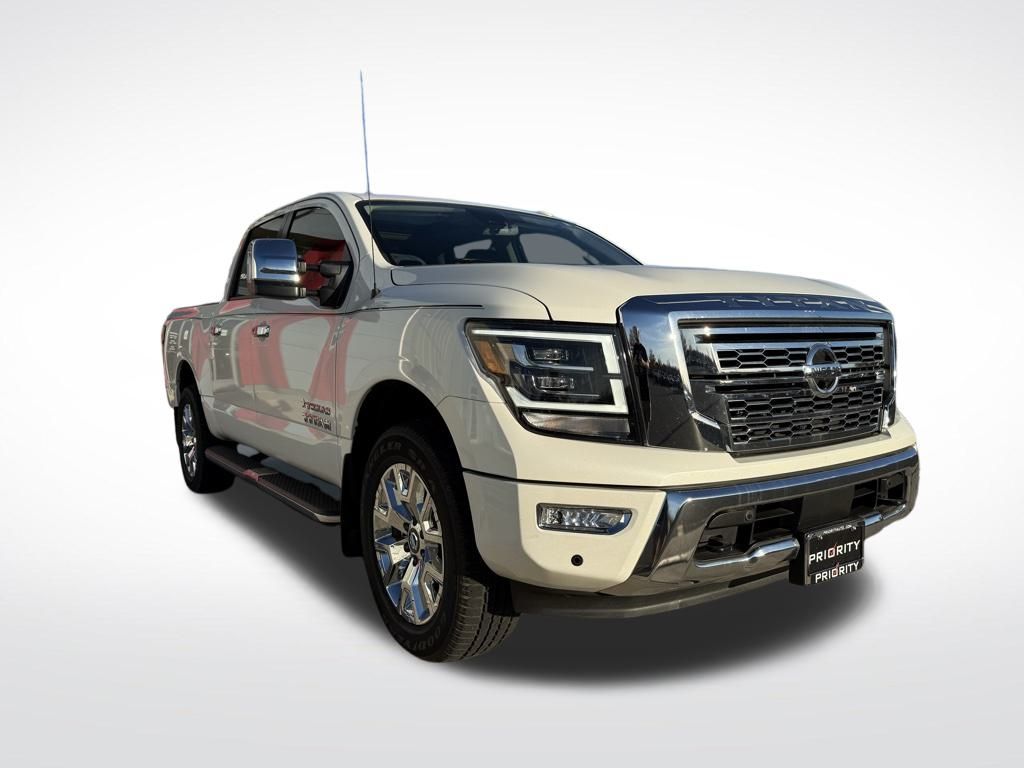 Thumbnail: 2021 Nissan Titan - 8