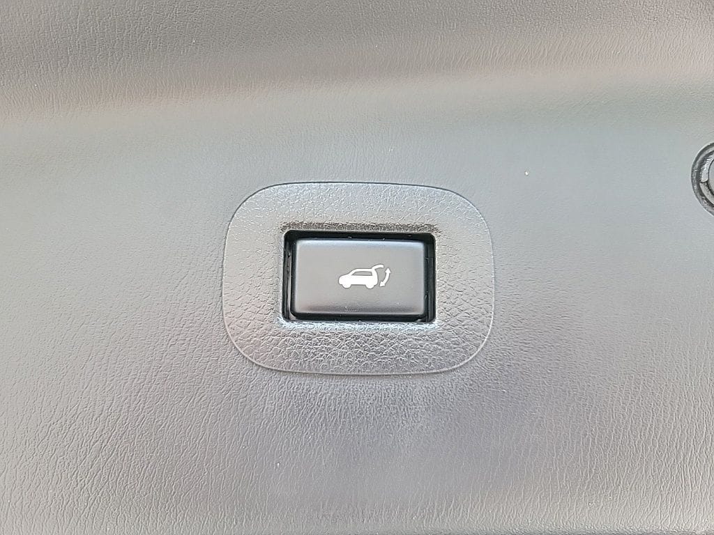 Thumbnail: 2020 Nissan Armada - 23