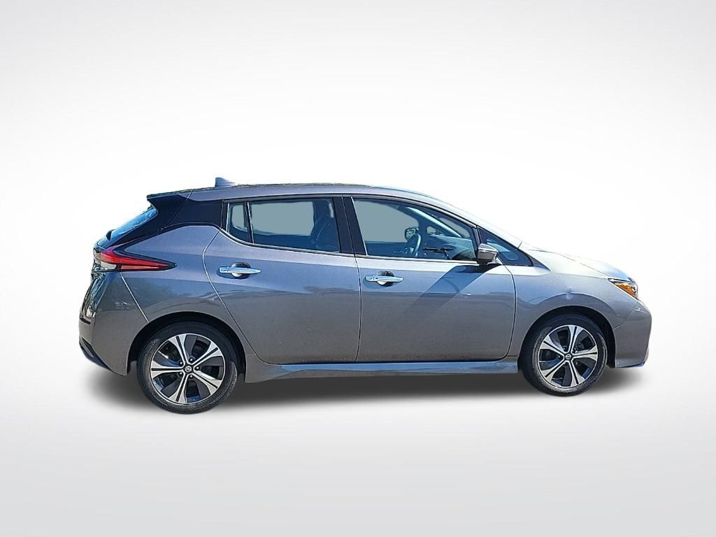 Thumbnail: 2020 Nissan Leaf - 6