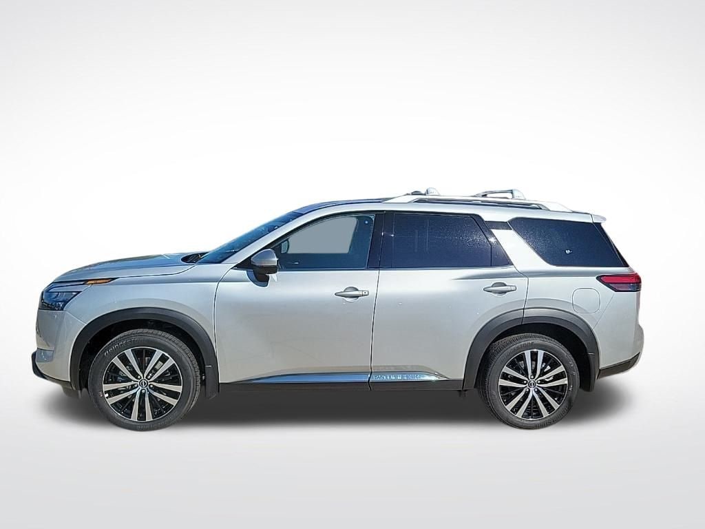Thumbnail: 2025 Nissan Pathfinder - 2