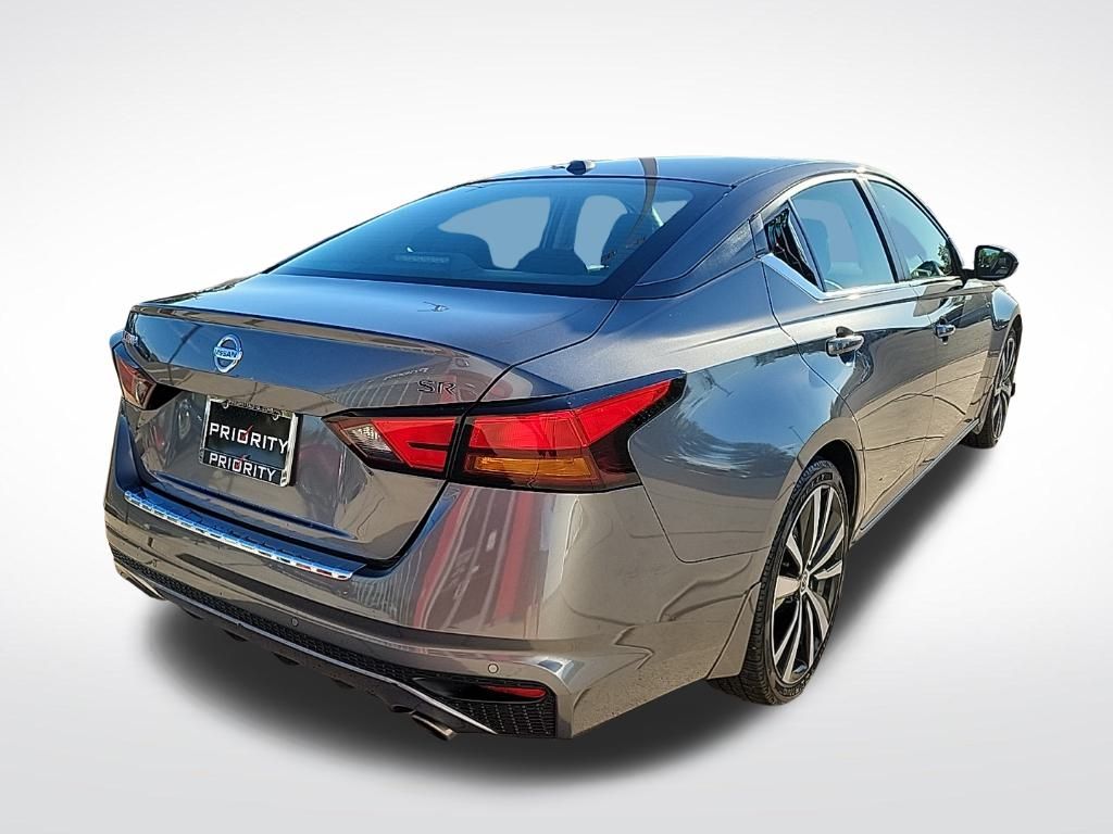Thumbnail: 2022 Nissan Altima - 5