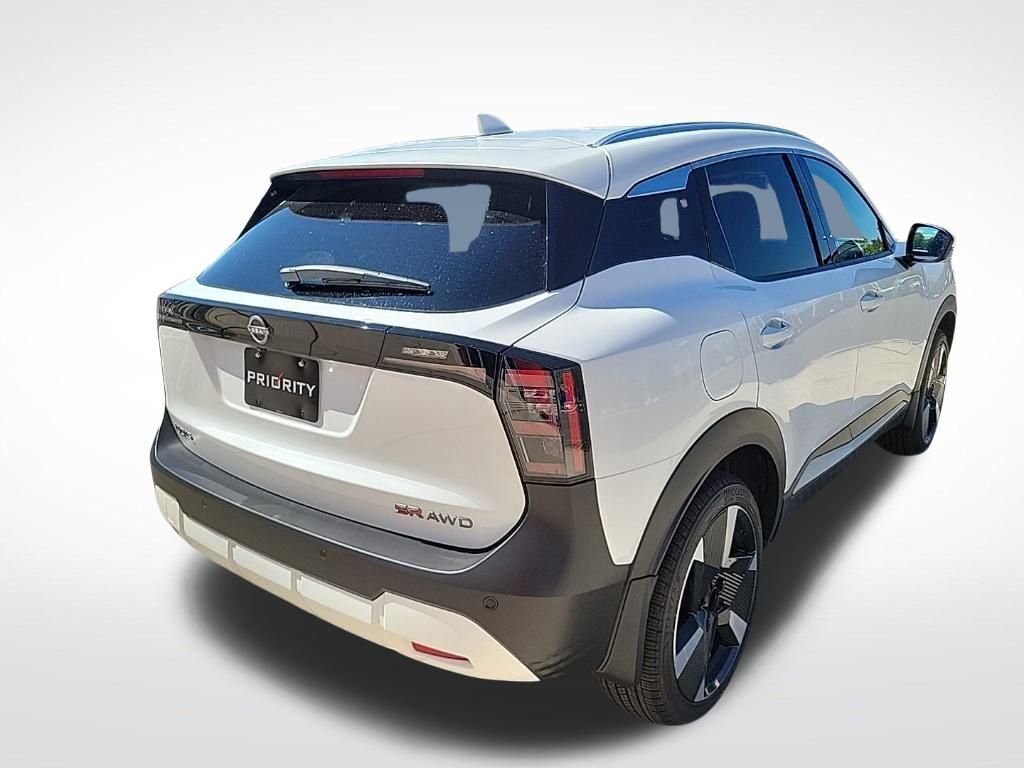 Thumbnail: 2025 Nissan Kicks - 5