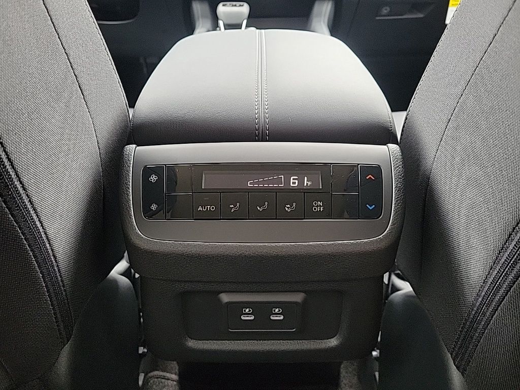 Thumbnail: 2026 Nissan Pathfinder - 23