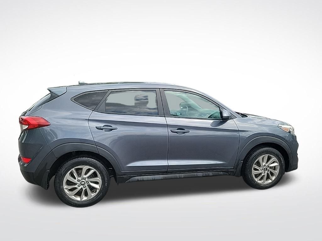 Thumbnail: 2017 Hyundai Tucson - 6