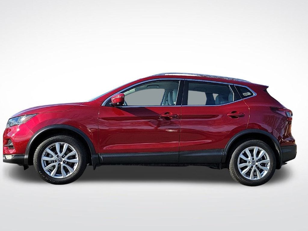 Thumbnail: 2020 Nissan Rogue Sport - 2