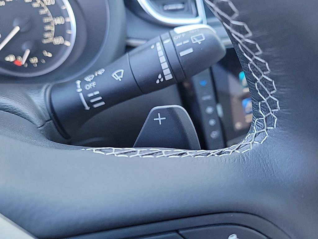 Thumbnail: 2023 INFINITI QX55 - 24