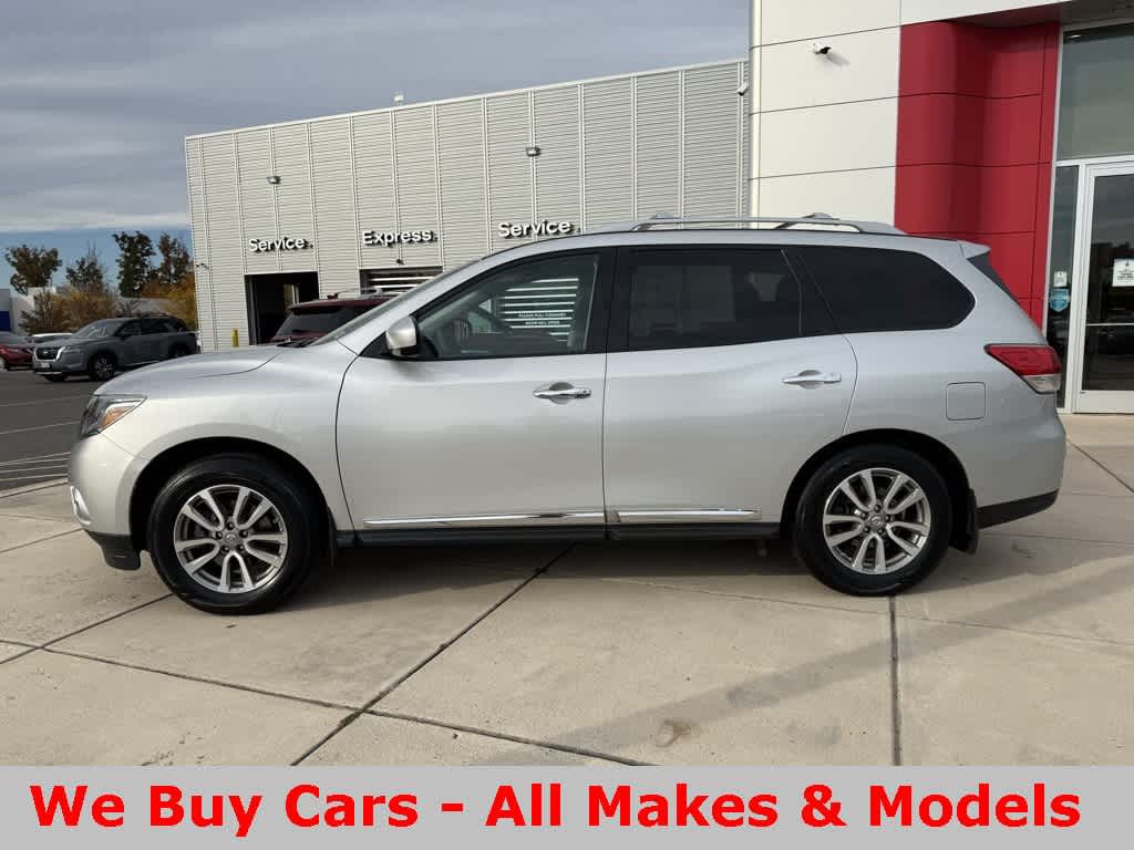 Thumbnail: 2015 Nissan Pathfinder - 2