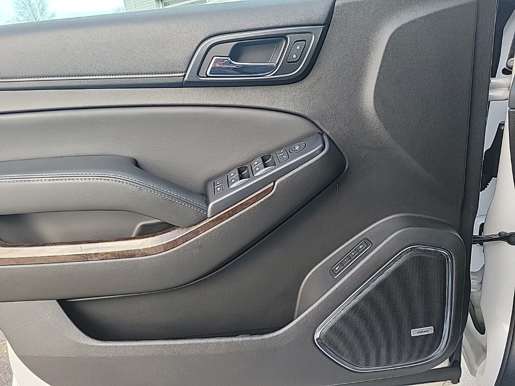 Thumbnail: 2018 Chevrolet Tahoe - 32